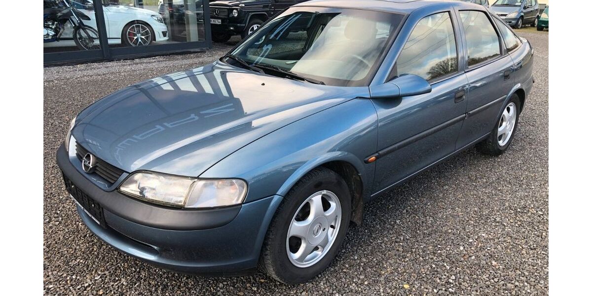 Opel Vectra 184.000 km 2.950 &euro; Öhringen 74613