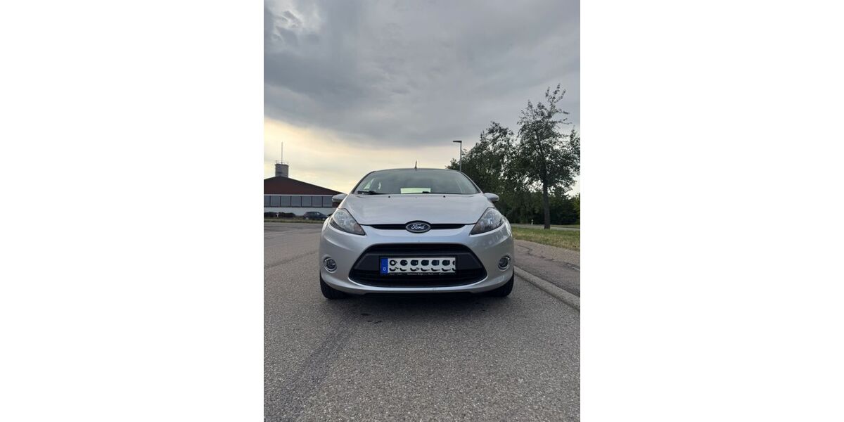 Ford Fiesta 140.049 km 4.999 &euro; Backnang 71522