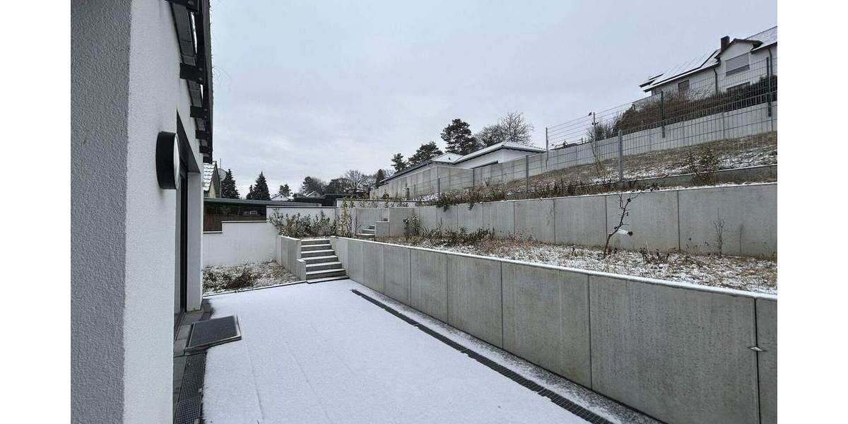 Etagenwohnung Neckarsulm / Obereisesheim Obereisesheim - 4 Zimmer, 87 m&sup2;, 1.300&euro; | Angebot:24545478