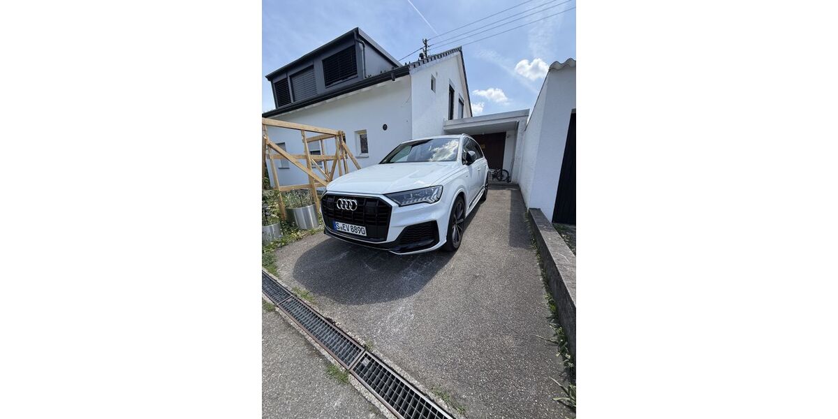 Audi Q7 201.000 km 42.800 &euro; Oberriexingen 71739