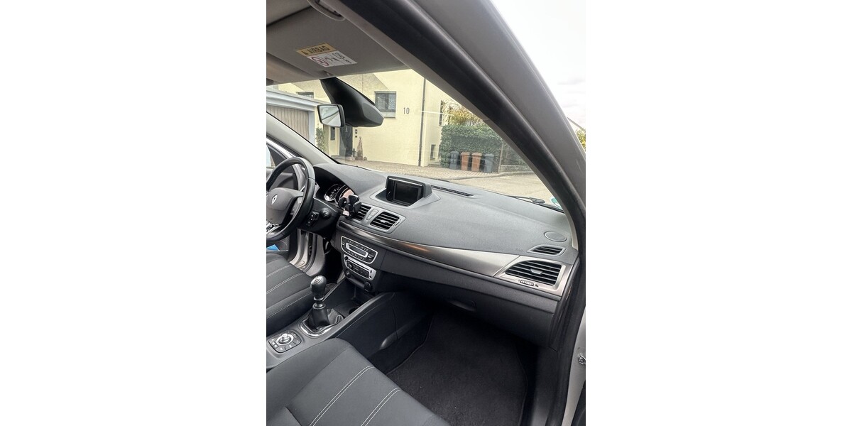 Renault Megane 137.000 km 5.300 € Kirchberg an der Murr 71737