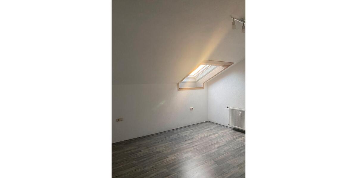 Dachgeschoßwohnung Mainhardt - 3 Zimmer, 68 m&sup2;, 245.000&euro; | Angebot:26710714