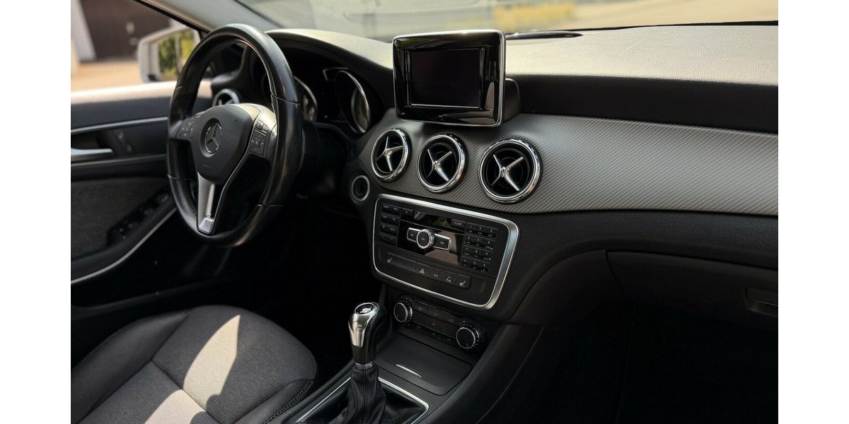 Mercedes-Benz GLA 200 Bi-Xenon SHZ PDC 150.000 km 10.990 &euro; Neckarsulm 74172