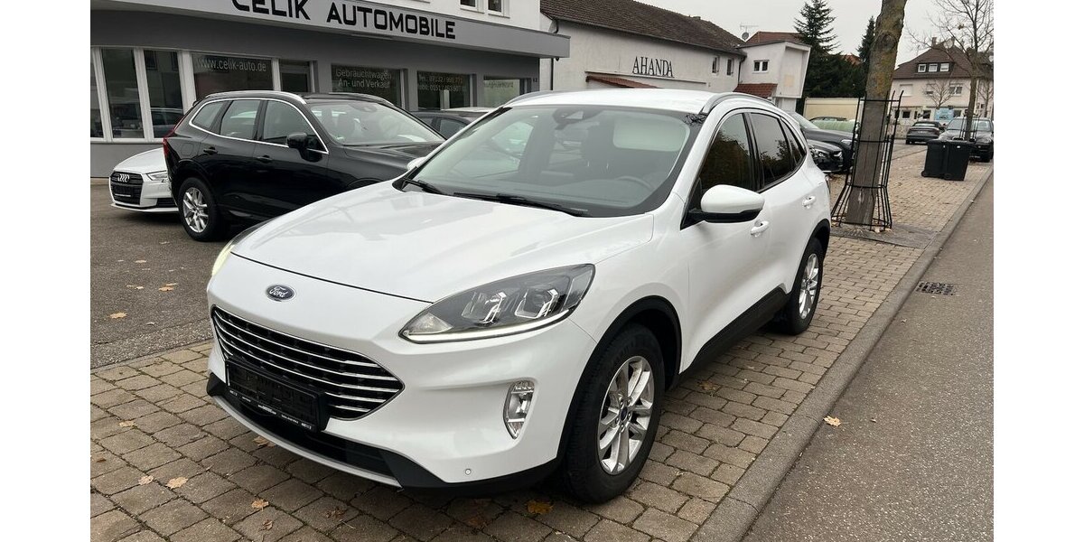 Ford Kuga TCDI Titanium 1 Hand navi 160.000 km 15.990 € Neckarsulm 74172