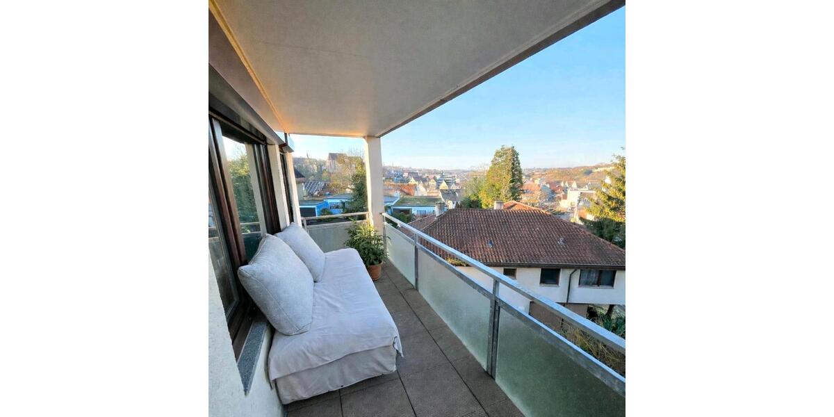 Möblierte 2-Zimmer-Wohnung mit Balkon & traumhafter Aussicht 2 zimmer