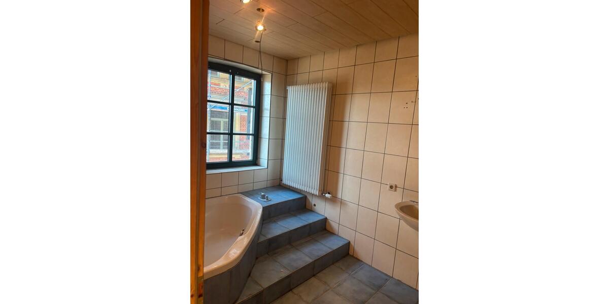 Etagenwohnung Kirchardt - 5 Zimmer, 150 m&sup2;, 1.250&euro; | Angebot:27572613