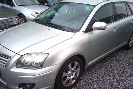 Toyota Avensis 230.000 km 1.599 € Waiblingen 71332
