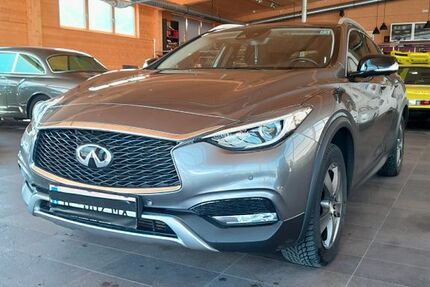 INFINITI QX30