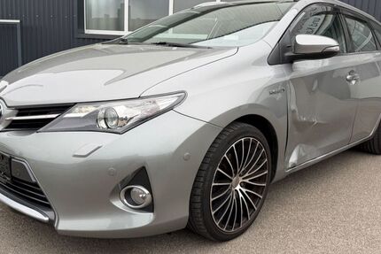 Toyota Auris 283.000 km 5.900 &euro; Asperg / Stuttgart 71679