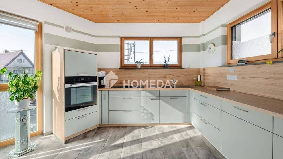Großzügiger und luxuriöser Wohntraum - 98 m² Neubau mit EBK & Balkon