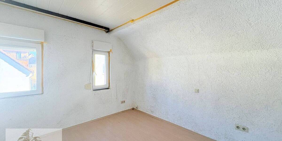 Doppelhaushälfte Heilbronn / Böckingen Böckingen - 4 Zimmer, 95 m&sup2;, 220.000&euro; | Angebot:26159817