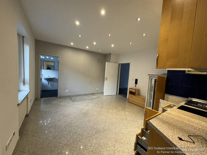 ** Eine zwei Zimmer Wohnung mit Einbauküche mitten in Heilbronn Zentrum ab sofort zu vermieten**