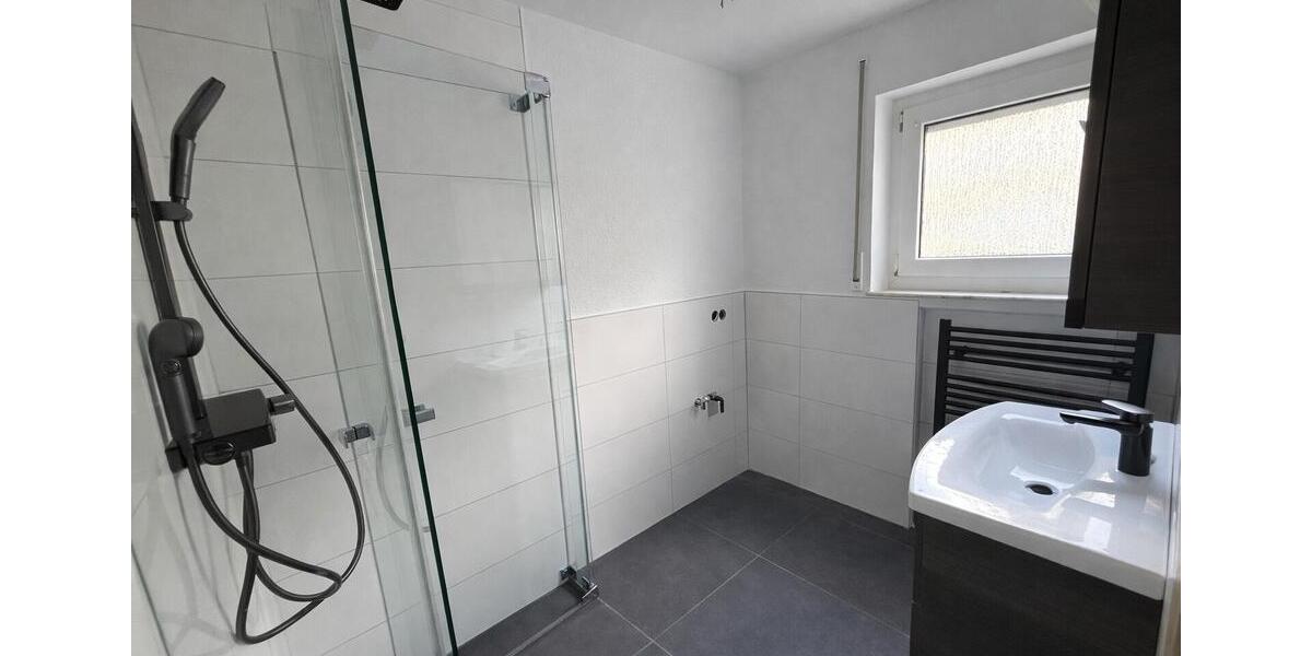 Etagenwohnung Ludwigsburg Hoheneck - 5.5 Zimmer, 135 m&sup2;, 1.930&euro; | Angebot:25127713