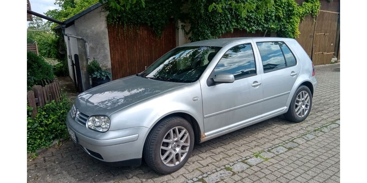 VW Golf 259.000 km 1.234 &euro; Zweiflingen 74639
