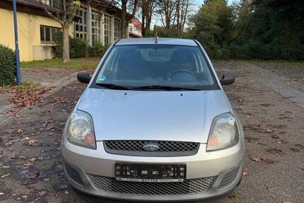 Ford Fiesta 161.000 km 950 &euro; Aglasterhausen 74858