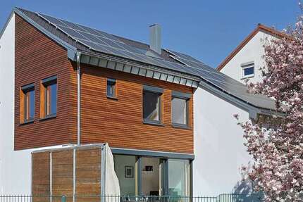 Haus Ludwigsburg Pflugfelden - 7 Zimmer, 202 m&sup2;, 1.195.000&euro; | Angebot:26273006