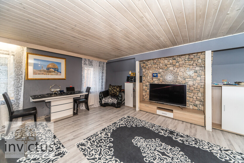 Solides Wohn- und Geschäftshaus mit zuverlässiger Rendite – ideale Kapitalanlage in Neckargartach. 3 zimmer