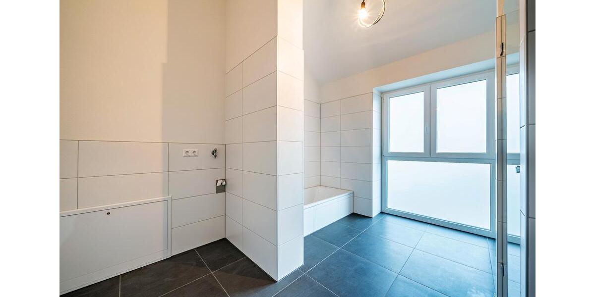 Reihenhaus Bad Friedrichshall - 4.5 Zimmer, 138 m&sup2;, 1.950&euro; | Angebot:26490984