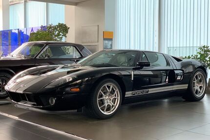 Ford GT