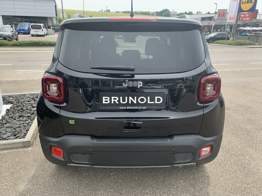 Jeep Renegade 1.5 Mild-Hybrid Automatik Limited 13.800 km 21.900 € Backnang, 71522
