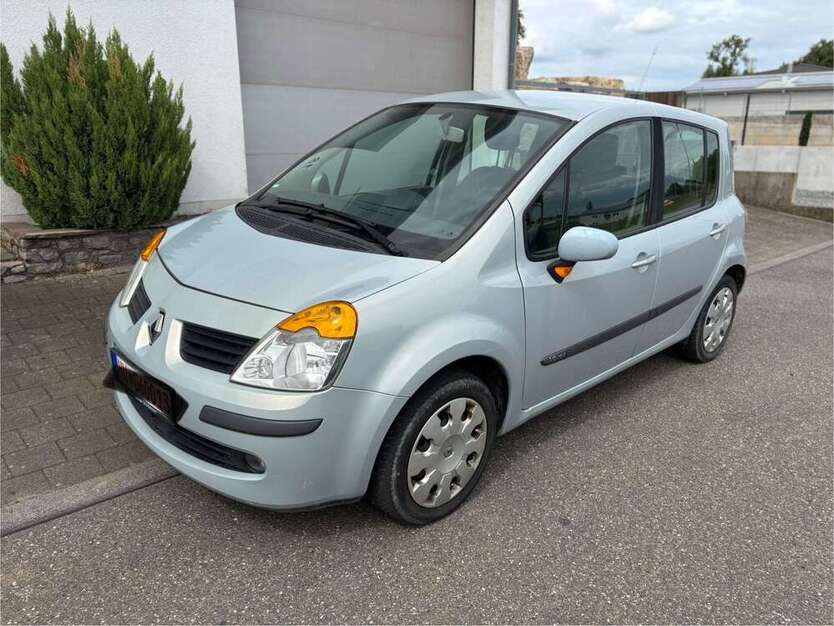Renault Modus 129.800 km 700 € Heilbronn 74078