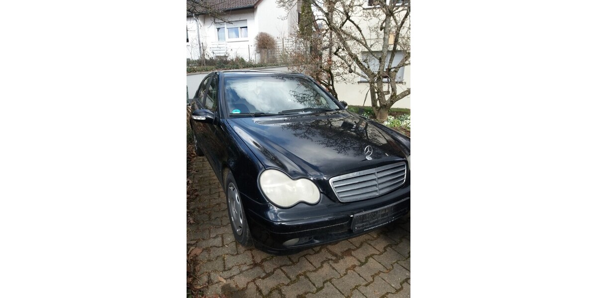 Mercedes-Benz C 180 200.000 km 1.999 € Besigheim 74354