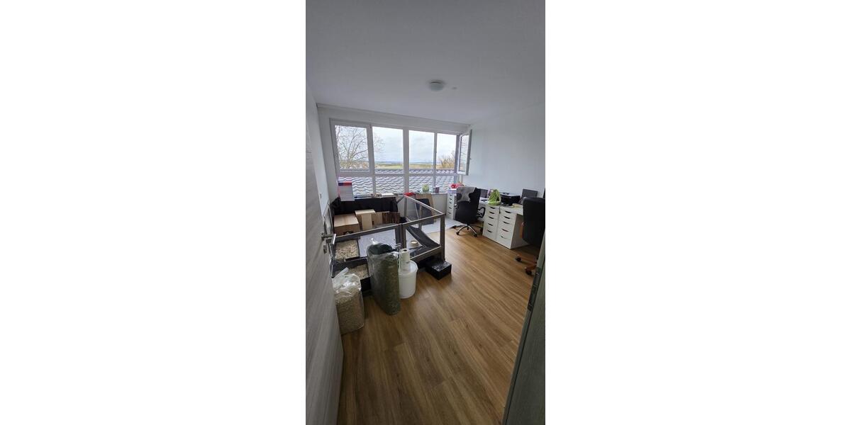 Erdgeschoßwohnung Cleebronn - 3 Zimmer, 116 m&sup2;, 1.100&euro; | Angebot:25985918