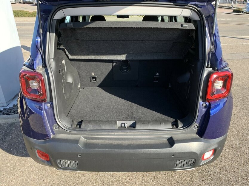 Jeep Renegade 1.3 Limited Automatik NAVI 42.100 km 18.900 € Backnang, 71522