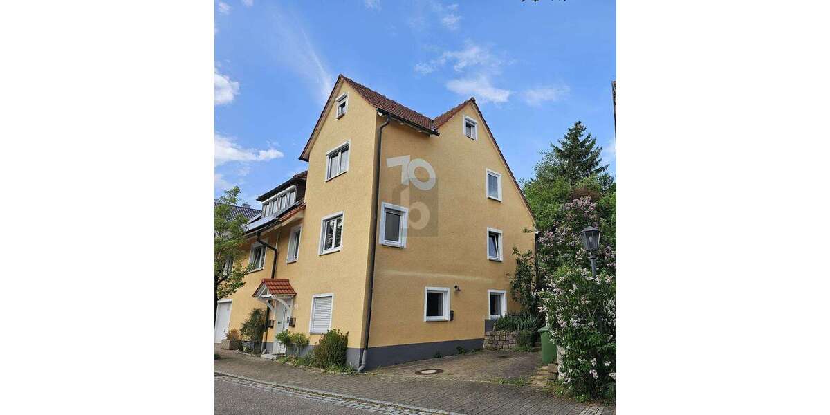 Einfamilienhaus Sachsenheim - 8 Zimmer, 365 m&sup2;, 599.000&euro; | Angebot:25277108