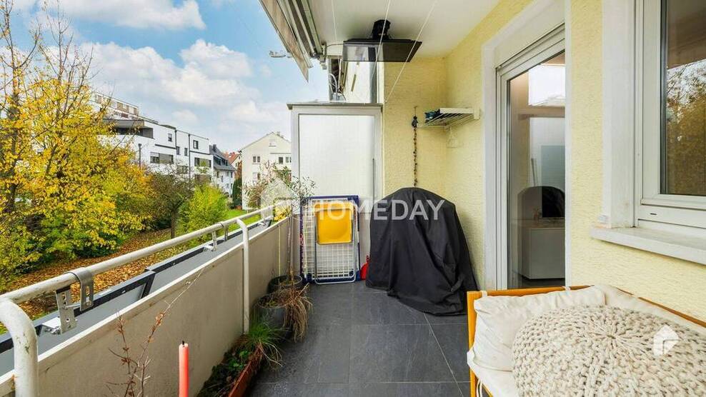 Luxuriös und komplett möbliert: Hochwertige 4-Zimmer-Wohnung mit EBK, Loggia, Fitnessbereich und TG 4 zimmer