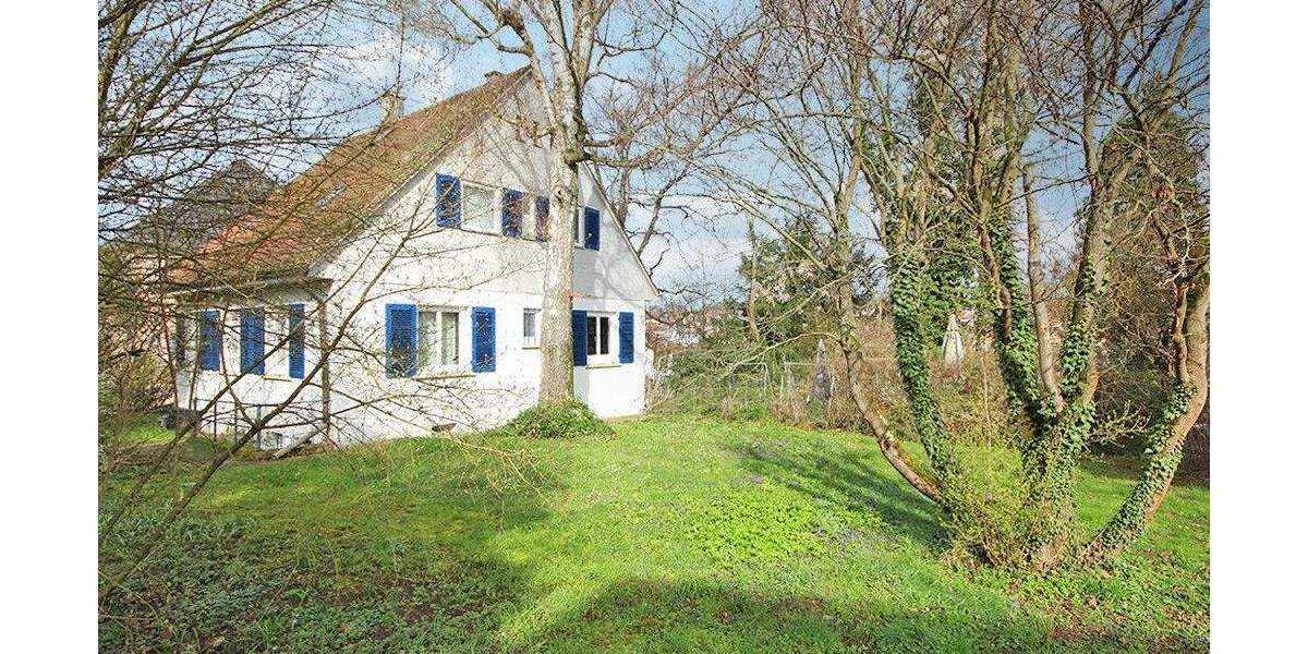 Gestalten Sie Ihr Zuhause neu: ein großes Grundstück mit viel Potenzial wartet auf Sie! 5 zimmer