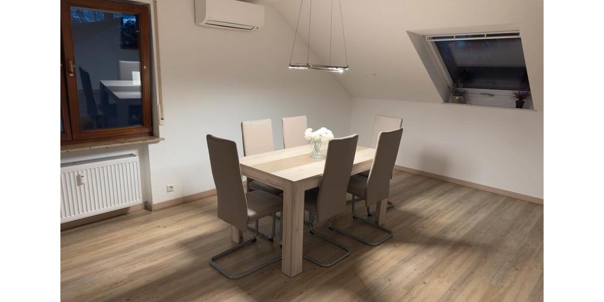 Dachgeschoßwohnung Bad Friedrichshall - 4.5 Zimmer, 125 m&sup2;, 1.150&euro; | Angebot:27609749