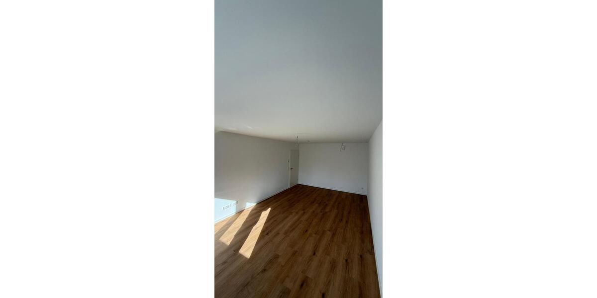 Modernes Wohngefühl in frisch sanierter ETW - PROVISIONSFREI 3 zimmer