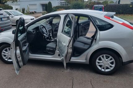 Ford Focus 106.000 km 3.899 € Vaihingen Enz 71665