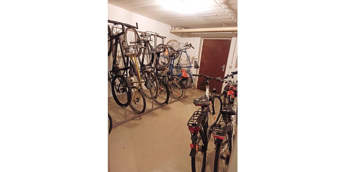 Etagenwohnung Vaihingen an der Enz - 3 Zimmer, 77 m&sup2;, 1.150&euro; | Angebot:25523155