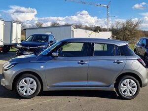 Suzuki Swift 1.2 Hybrid MT Club Klima Navi 2.500 km 17.990 € Obrigheim-Asbach 74847