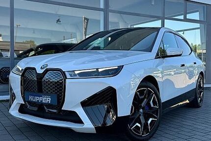 BMW iX 15.490 km 64.500 € Vaihingen / Enz 71665