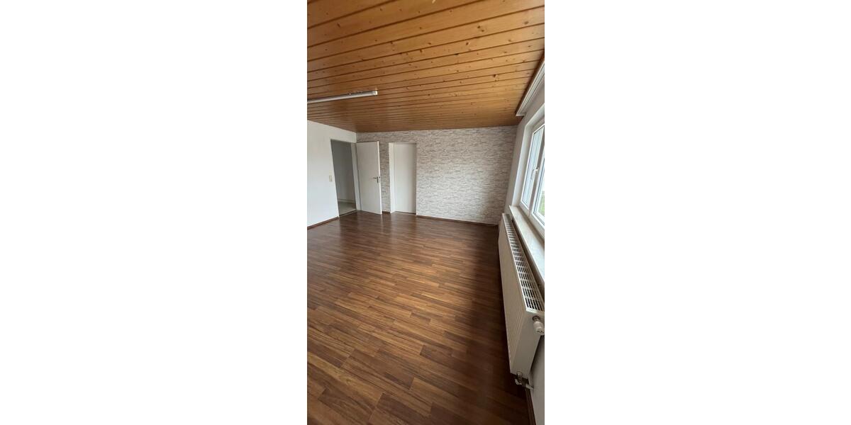 Etagenwohnung Güglingen - 4 Zimmer, 102 m&sup2;, 299.999&euro; | Angebot:26195957