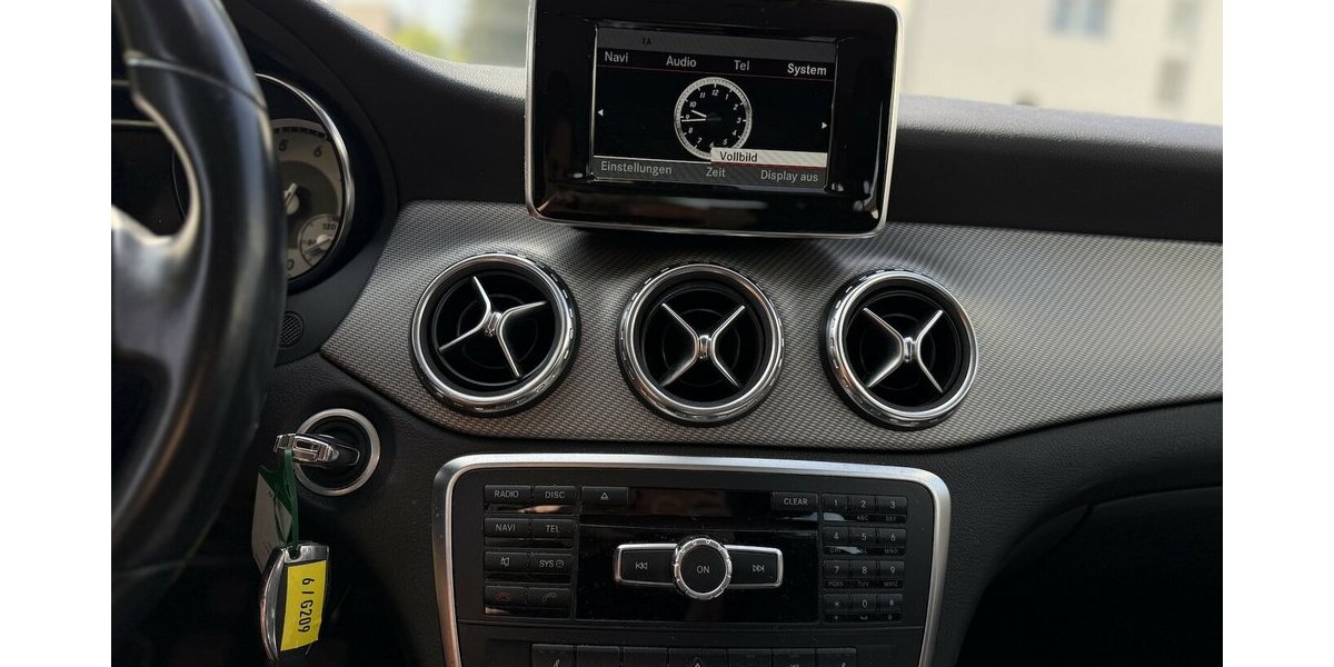 Mercedes-Benz GLA 200 Bi-Xenon SHZ PDC 150.000 km 10.990 &euro; Neckarsulm 74172