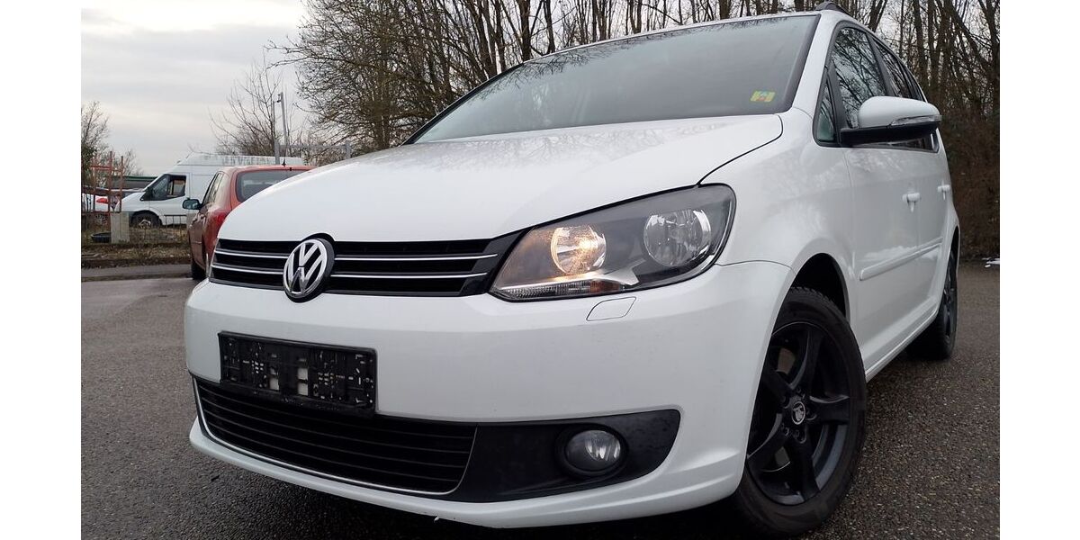 VW Touran 195.000 km 7.999 &euro; Ludwigsburg 71642