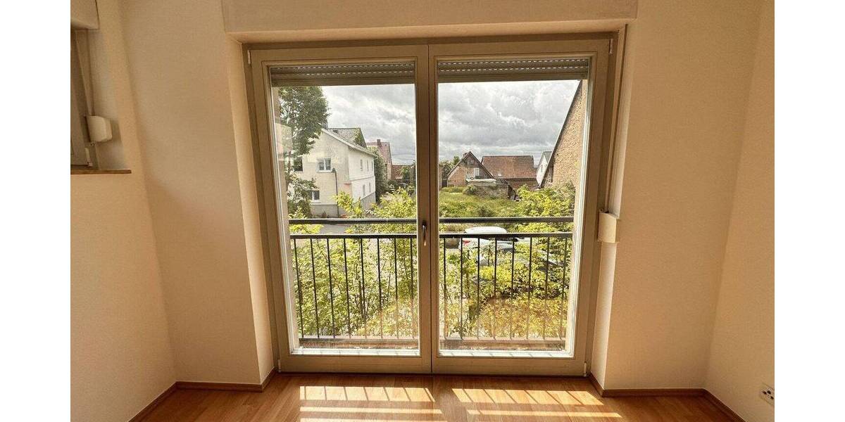 Etagenwohnung Sinsheim-Hilsbach Hilsbach - 3 Zimmer, 79 m&sup2;, 890&euro; | Angebot:26877216