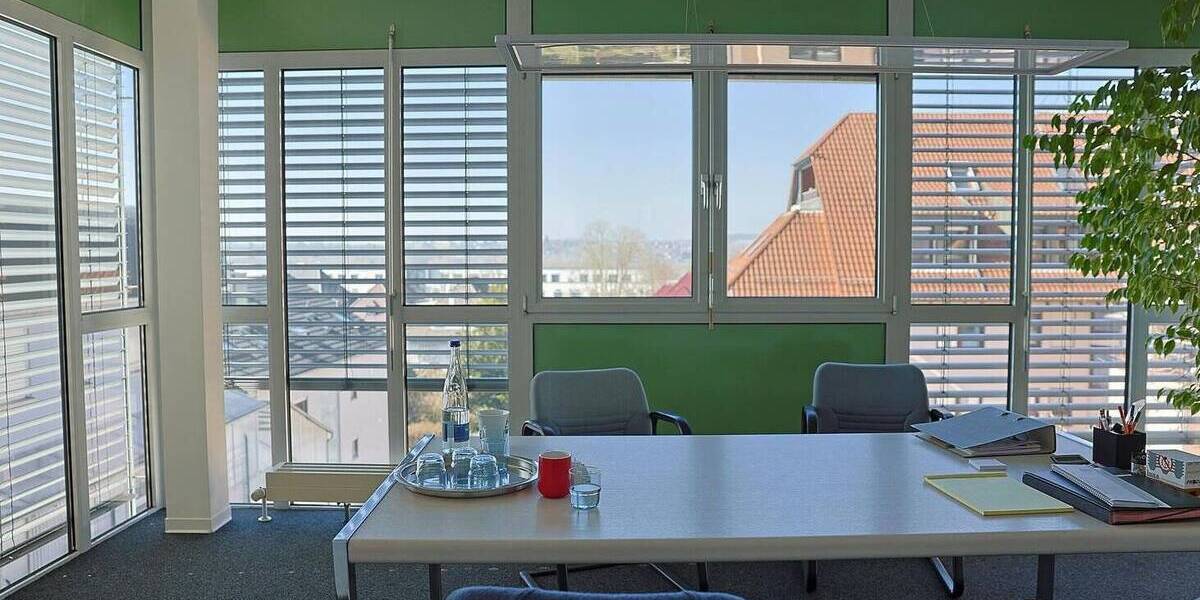 * Sehr gepflegt * Wintergarten * Citynah * Schnell auf der Autobahn * zimmer