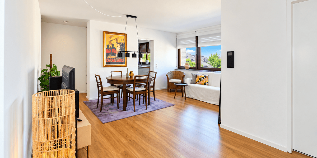 ImmoBillia: Großzügig. Zentral. Zuhause! - 4.5 Freiberg am Neckar | Angebot:27677196