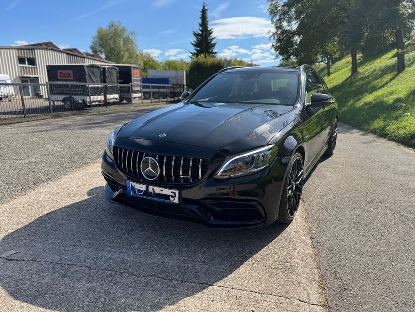 Mercedes-Benz C 63 AMG 17.600 km 69.400 € Neckarbischofsheim 74924