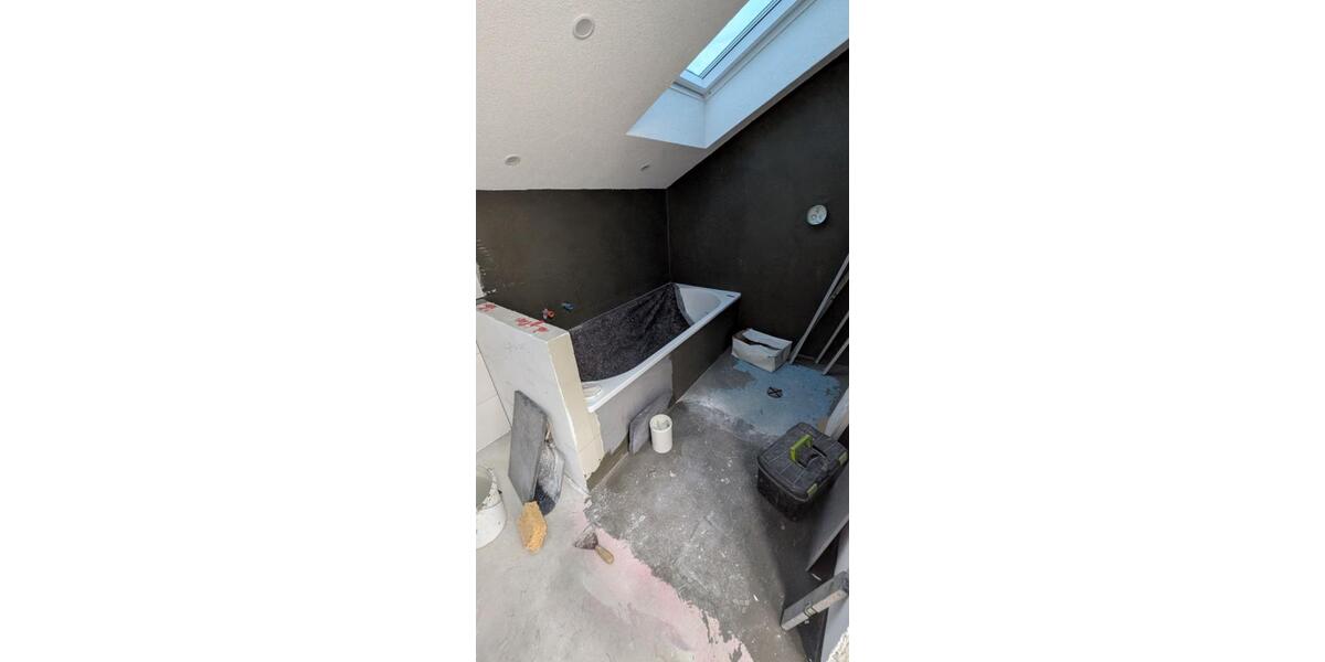 Erstbezug! Energetisch modernisiertes RMH, EBK, FBH, Terasse, etc 6 zimmer