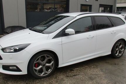 Ford Focus 70.800 km 16.990 &euro; Heilbronn 74081