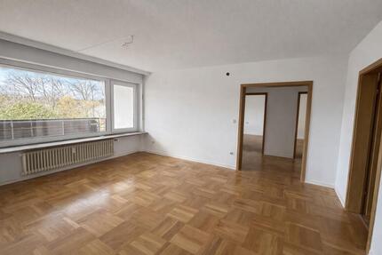 Wohnung Ludwigsburg Hoheneck - 5.5 Zimmer, 135 m&sup2;, 1.930&euro; | Angebot:25127713