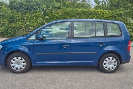 VW Touran 198.000 km 3.750 &euro; möglingen 71696