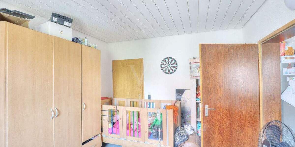 Mehrfamilienhaus, Wohnhaus Heilbronn / Böckingen Böckingen - 9 Zimmer, 160 m&sup2;, 385.000&euro; | Angebot:25067247