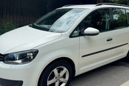 VW Touran 145.000 km 6.990 &euro; Öhringen 74613